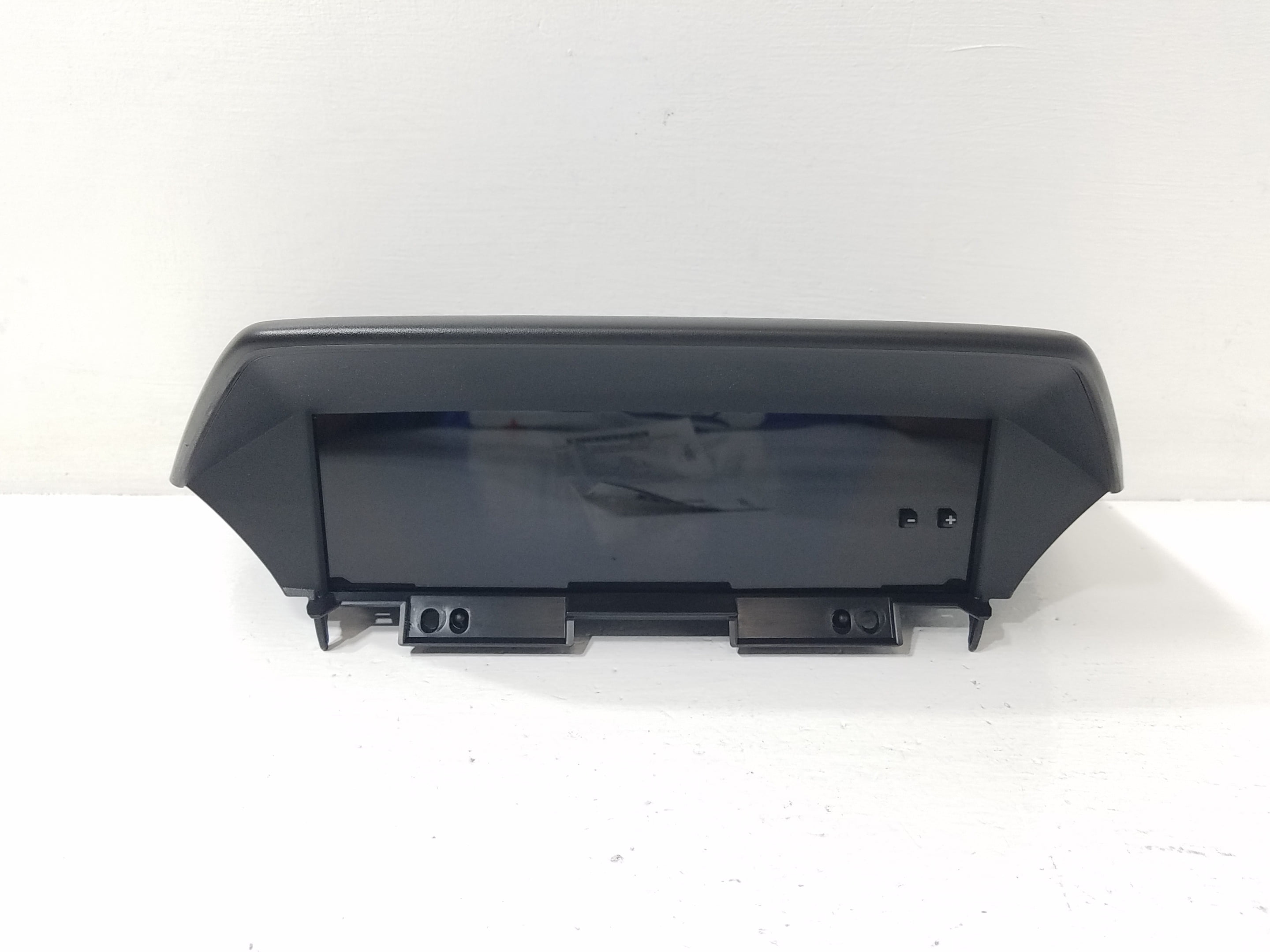 Pre-Owned 2017 Subaru Impreza Information Display Screen OEM LKQ (Good)