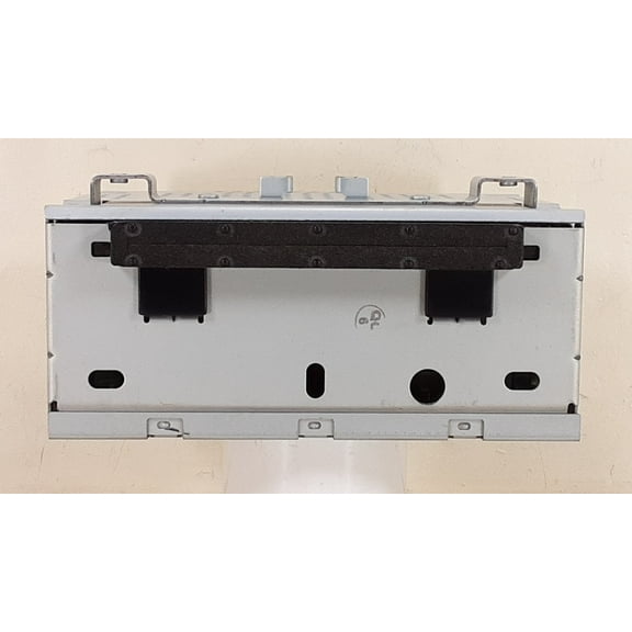 Pre-Owned 2018 2019 Ford Fiesta CD Player Satellite Radio Audio Receiver OEM LKQ - Verify Specific Vehicle Fitment In Description - (Good)