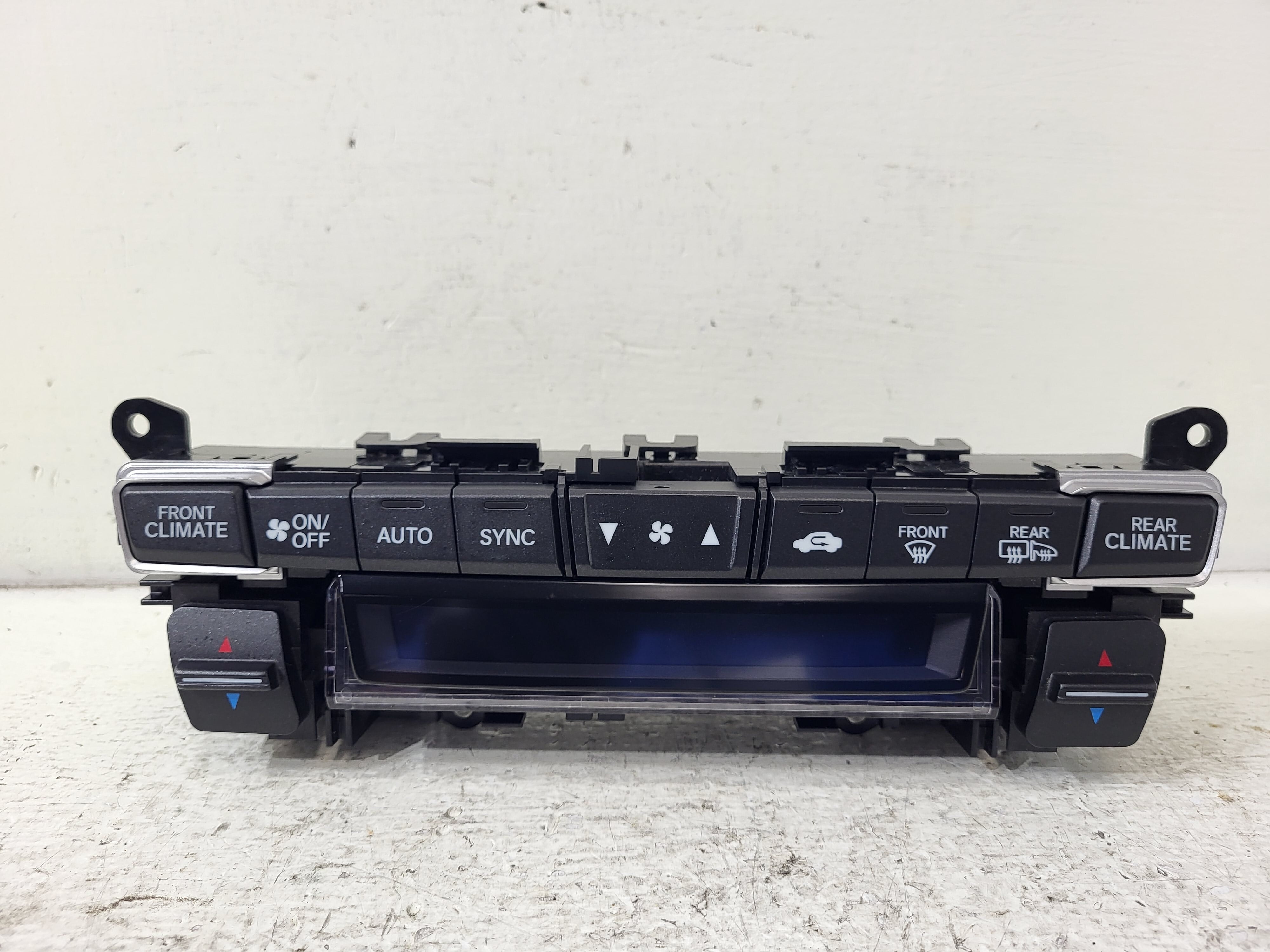 Pre-Owned 2018-2020 Honda Odyssey A/C Heat Temperature Control Unit OEM LKQ (Good)