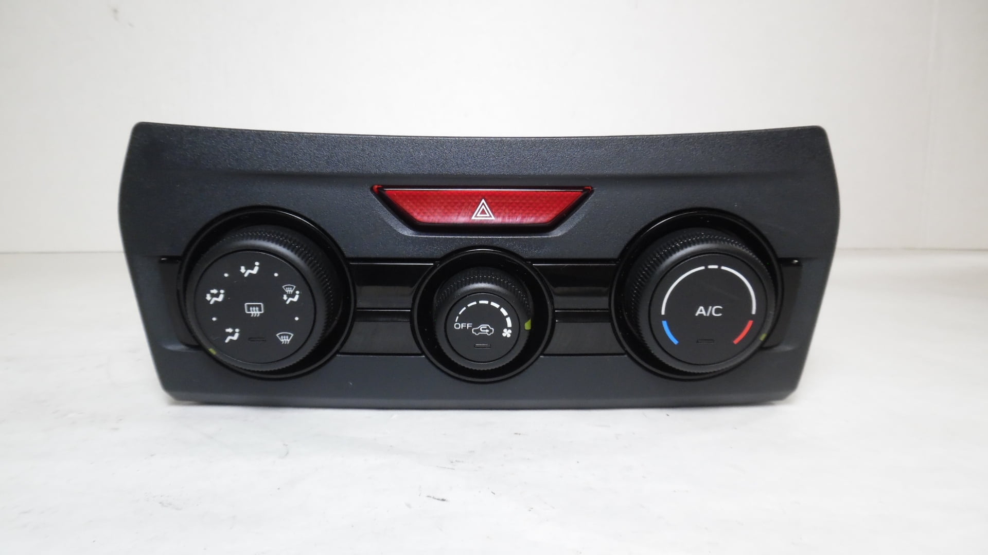 Pre-Owned 2018-2022 Subaru XV Crosstrek Manual Climate AC Heater Temperature Control OEM (Good)