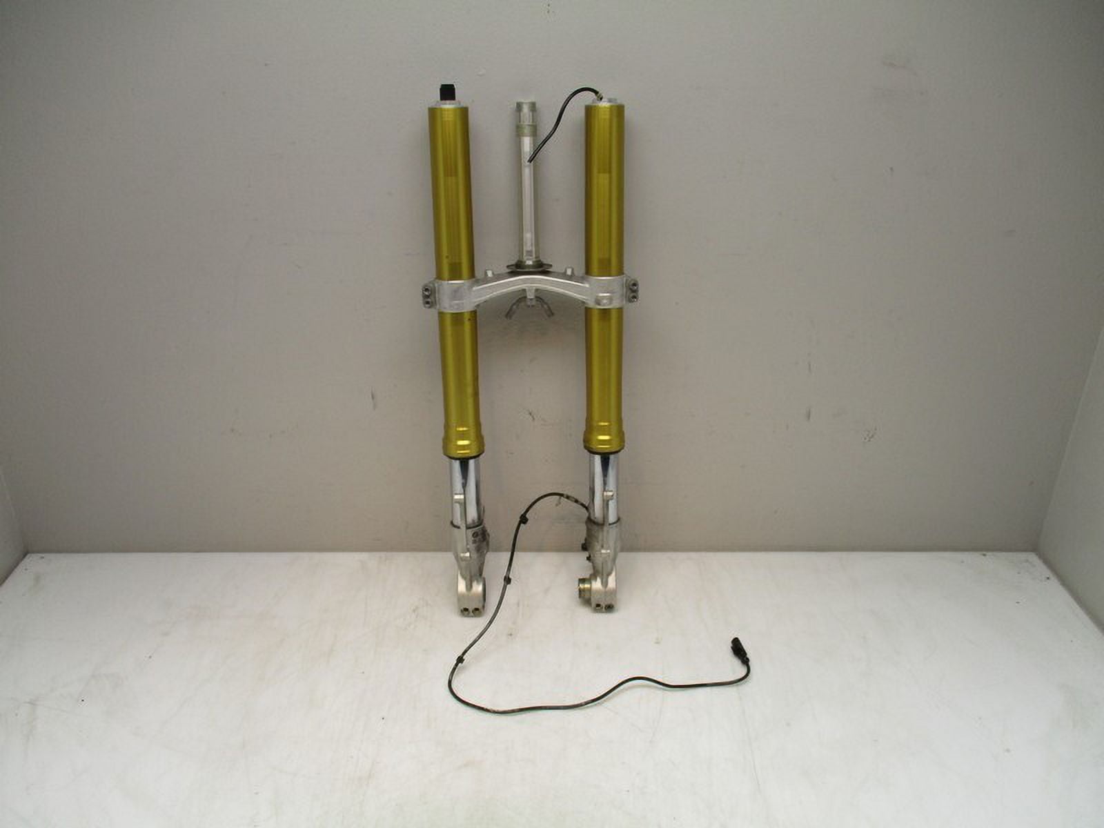 Pre-Owned 2018 BMW S1000RR Front Forks and Lower Triple Tree OEM - Verify Specific Vehicle Fitment In Description - (Good)