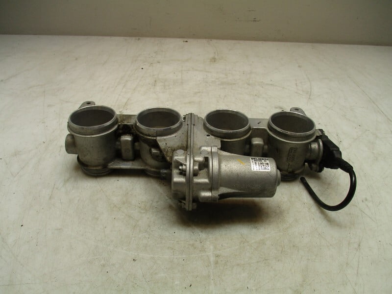 Pre-Owned 2018 BMW S1000RR Throttle Body Assembly OEM - Verify Specific Vehicle Fitment In Description - (Good)