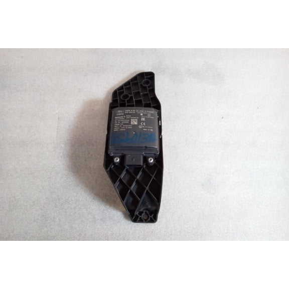 Pre-Owned 2018 Ford Escap Passenger Quarter Mounted BSA Radar Unit GV6T14D453AB OEM LKQ (Good)