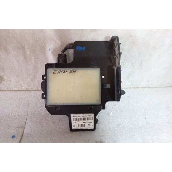 Pre-Owned 2018 Hyundai Sonata Passenger Side Rear BSA Radar Unit OEM LKQ - Verify Specific Vehicle Fitment In Description - (Good)