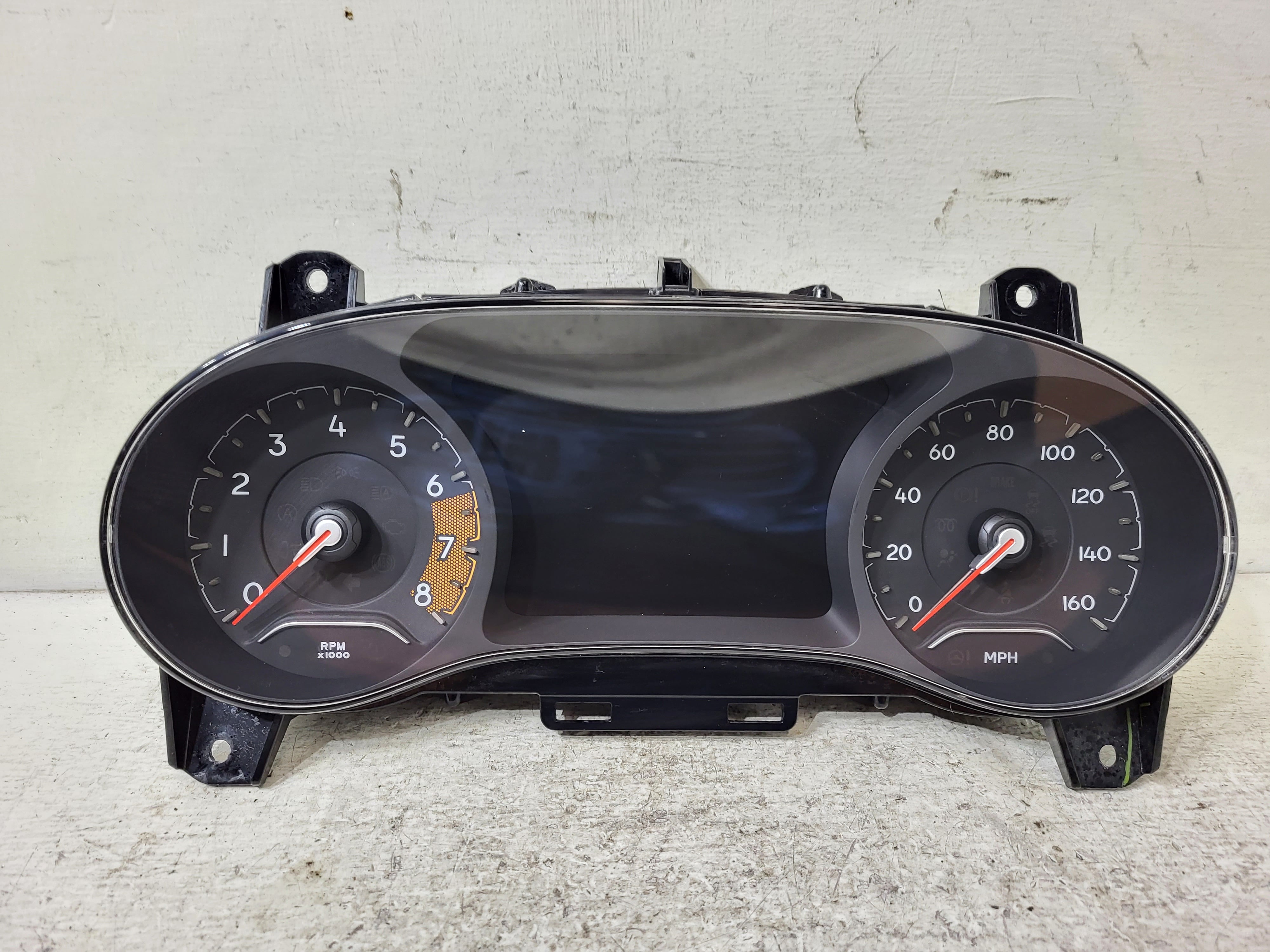Pre-Owned 2018 Jeep Compass Speedo Speedometer Cluster 44K Miles OEM LKQ - Verify Specific Vehicle Fitment In Description - (Good)