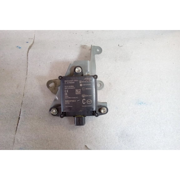 Pre-Owned 2018 Mazda 3 Blind spot Alert Radar Unit BANE67Y30D OEM LKQ (Good)