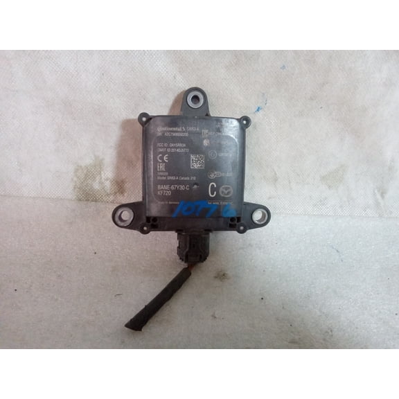 Pre-Owned 2018 Mazda 3 Rear Blind Spot Alert Radar Unit BANE67Y30C OEM LKQ (Good)