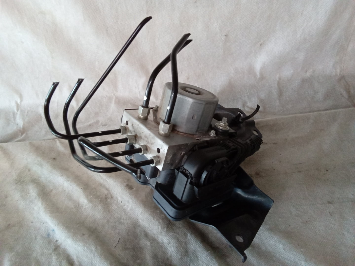 Pre-Owned 2018 Nissan Rogue 2.5L AWD Anti Lock Brake Pump and Module OEM LKQ (Good)