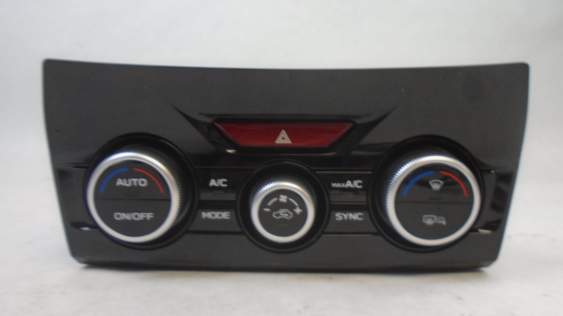 Pre-Owned 2019 2020 2021 Subaru Forester Heater AC Temperature Controller OEM LKQ (Good)