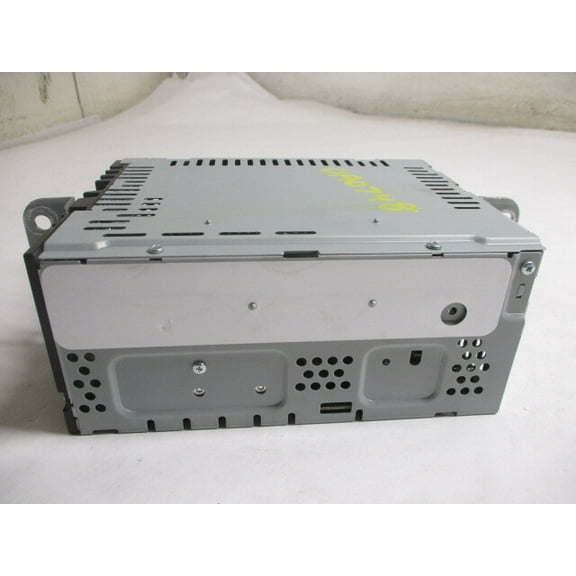 Pre-Owned 2019 Ford Escape AM FM MP3 Player Radio Receiver OEM LKQ - Verify Specific Vehicle Fitment In Description - (Good)