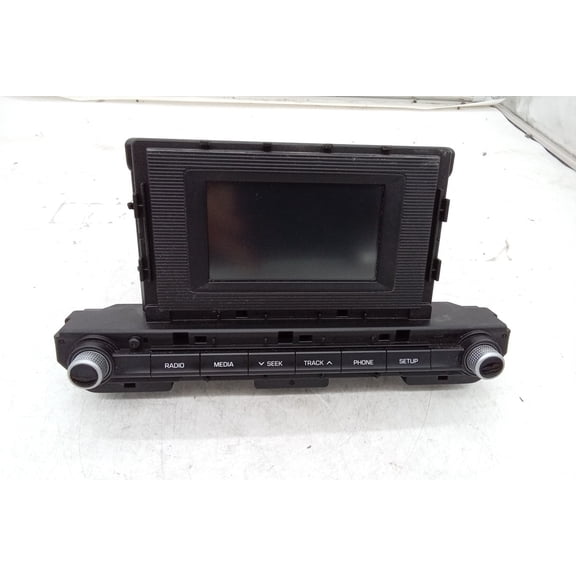 Pre-Owned 2019 Hyundai Elantra Radio Display OEM - Verify Specific Vehicle Fitment In Description - (Good)