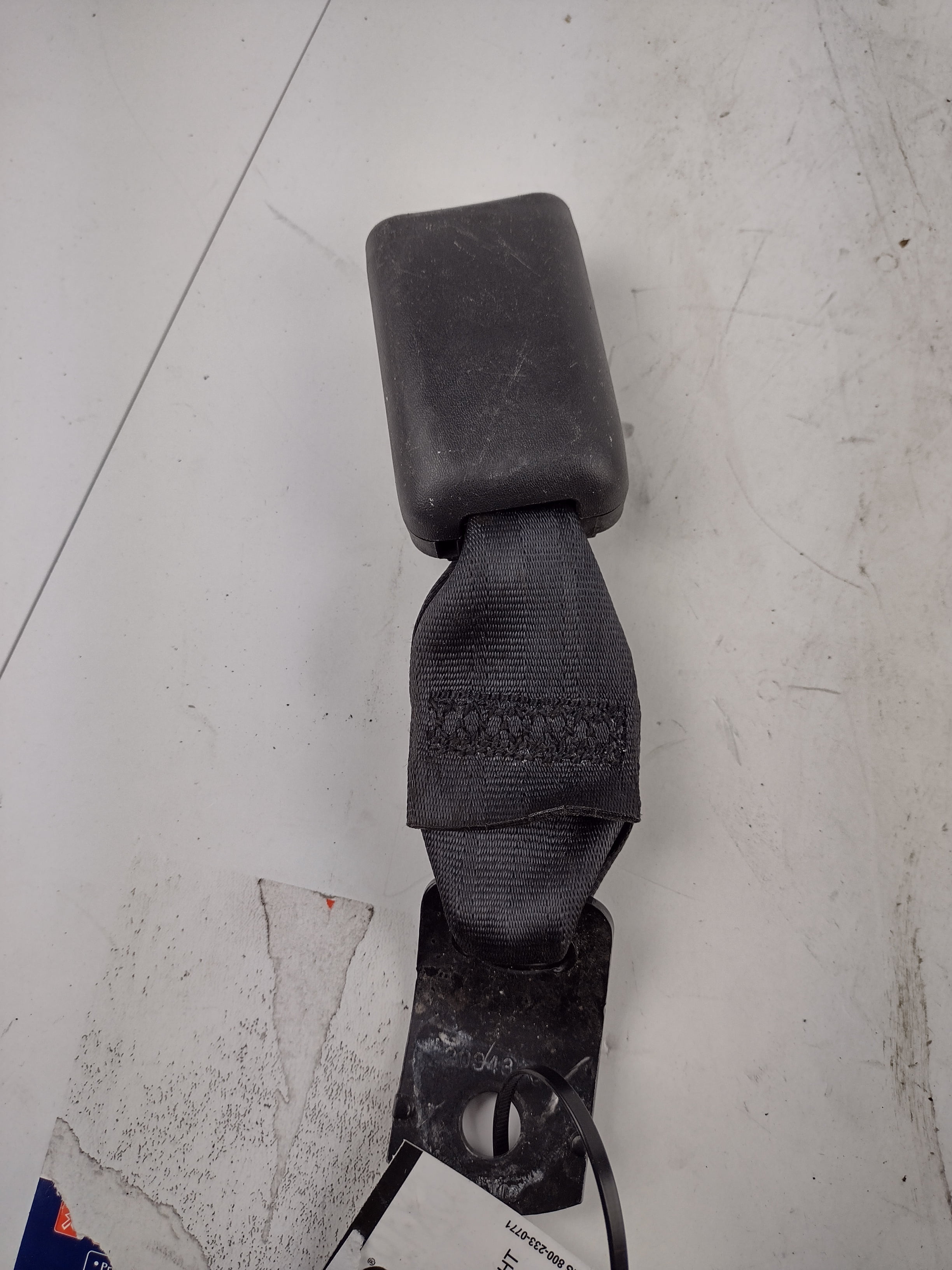 Pre-Owned 2019 Nissan Altima RH Right Driver Side Rear Sear Belt Buckle OEM (Good)