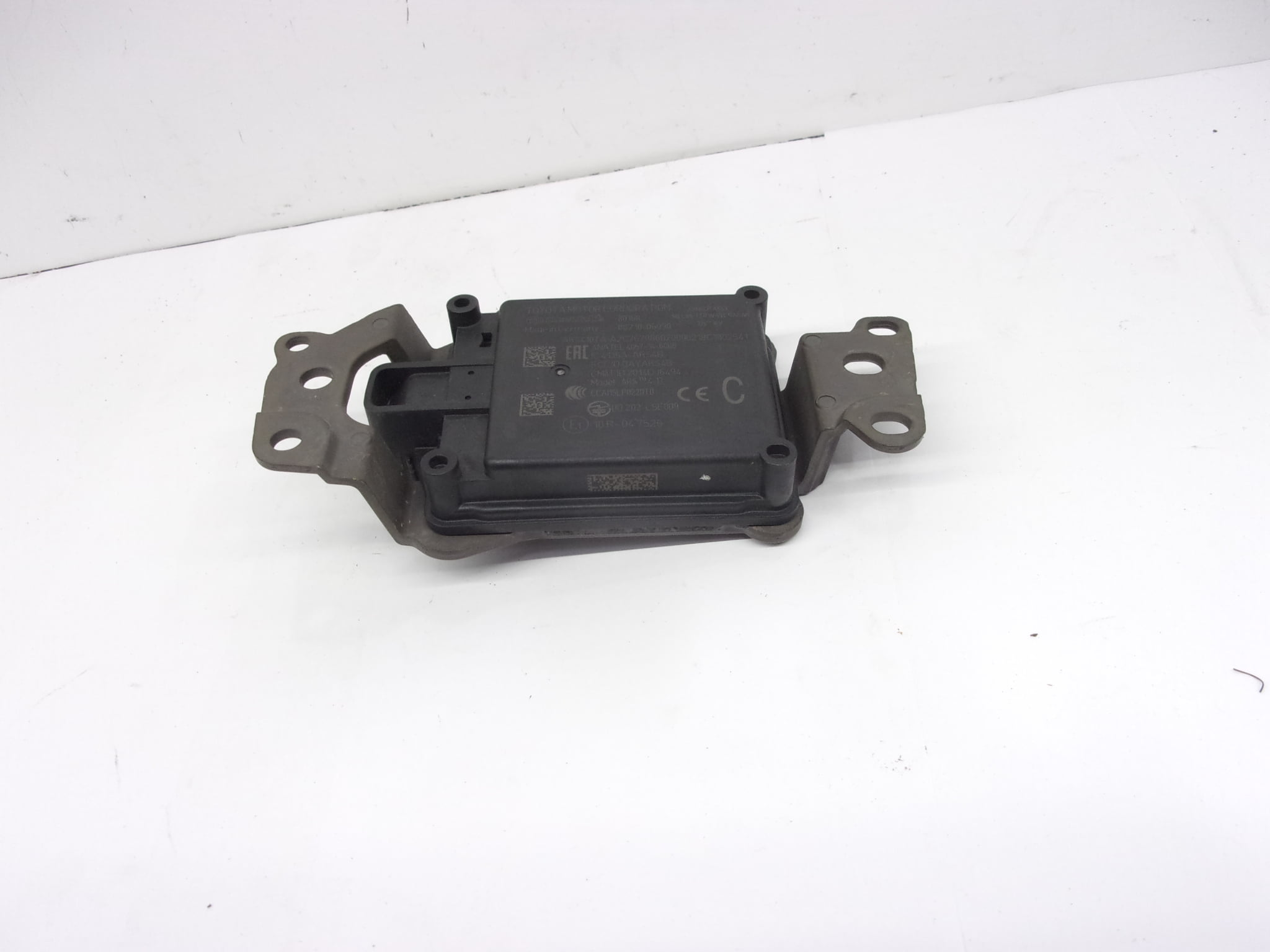 Pre-Owned 2019 Toyota Camry Grille Mtd Adaptive Cruise Control Radar Unit 88210-06090 OEM - Verify Specific Vehicle Fitment In Description - (Good)