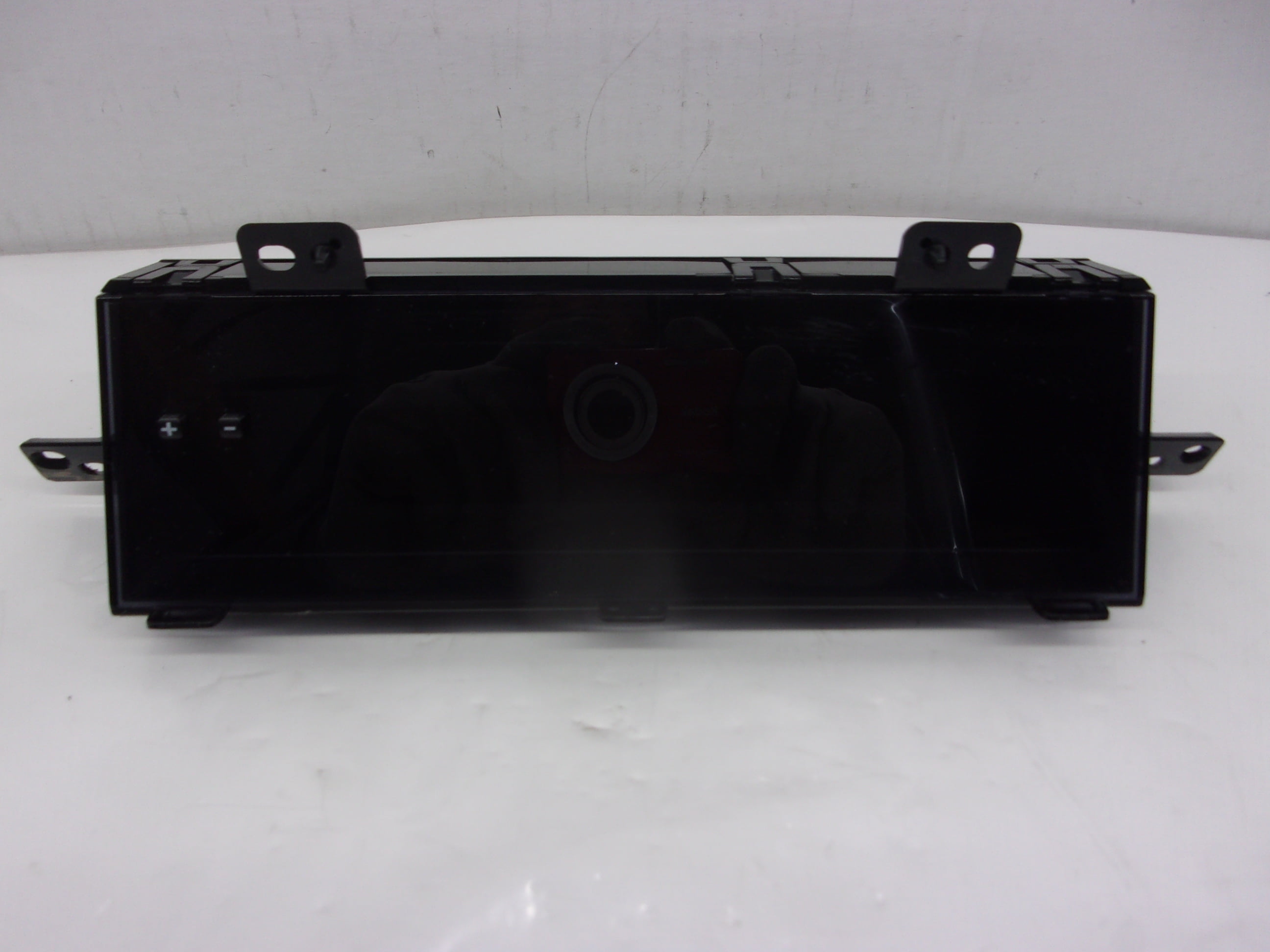 Pre-Owned 2020-2023 Subaru Forester Time & Temperature Display Screen ID 85261FL021 OEM (Good)