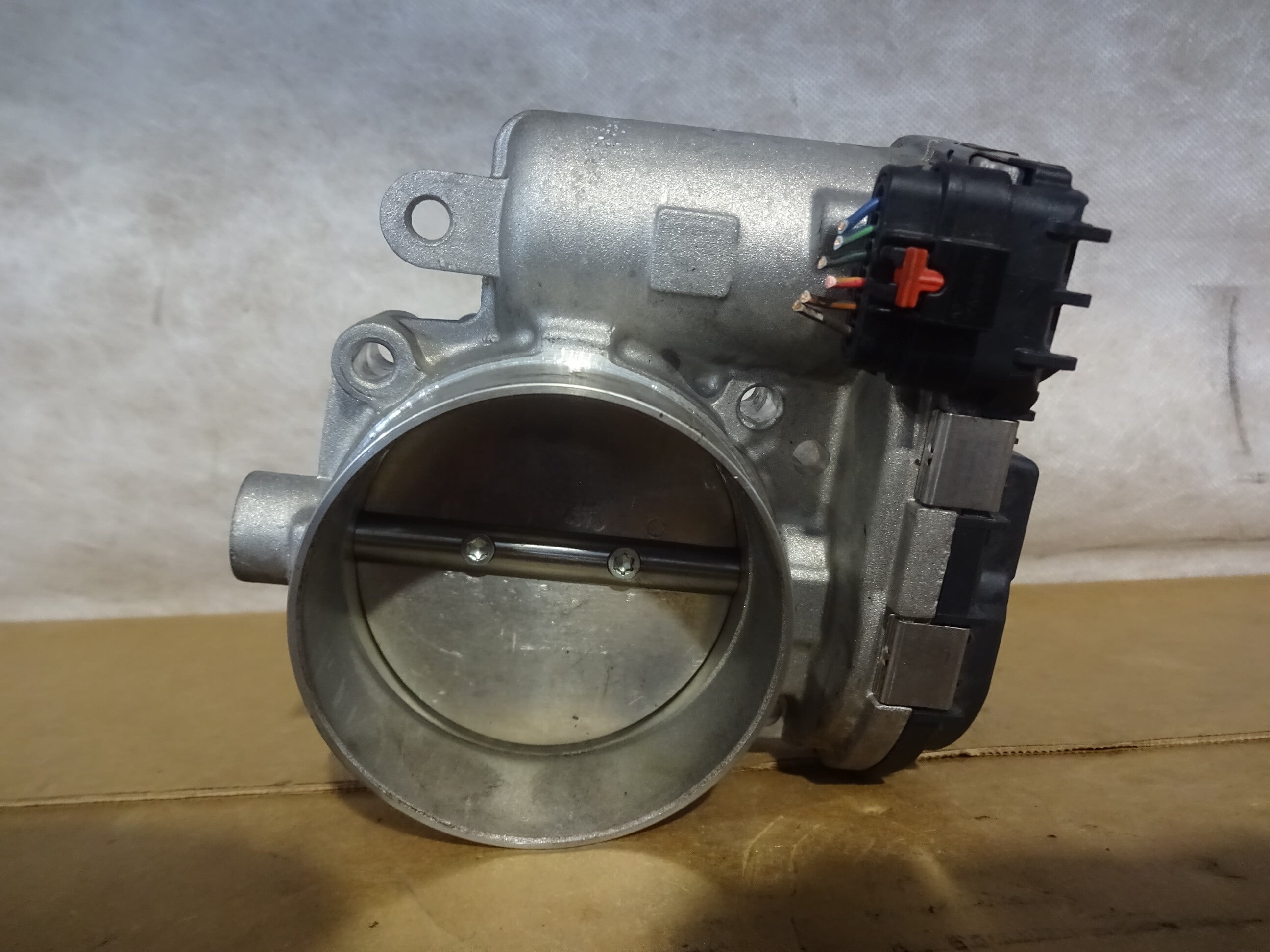 Pre-Owned 2020 Jeep Wrangler 3.6L Throttle Bottle OEM - Verify Specific Vehicle Fitment In Description - (Good)