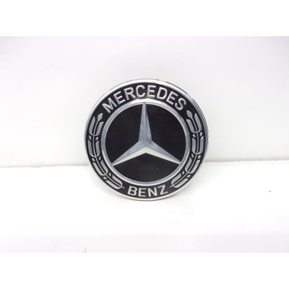 Pre-Owned 2020 Mercedes-Benz C-Class 1 Wheel Center Cap ID A2224002100 OEM (Good)