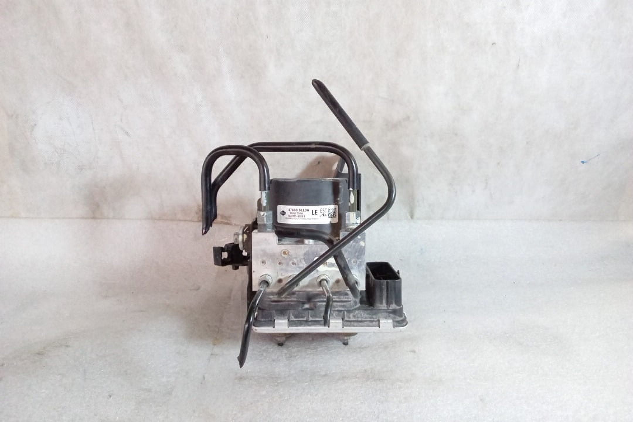 Pre-Owned 2020 Nissan Sentra S Anti Lock Brake Module and Pump 476606LE0A OEM LKQ (Good)