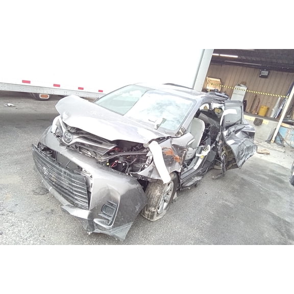 Pre-Owned 2020 Sienna ABS Anti Lock Brake Actuator Pump OEM 24K Miles - LKQ377926591 - Verify Specific Vehicle Fitment In Description - (Good)