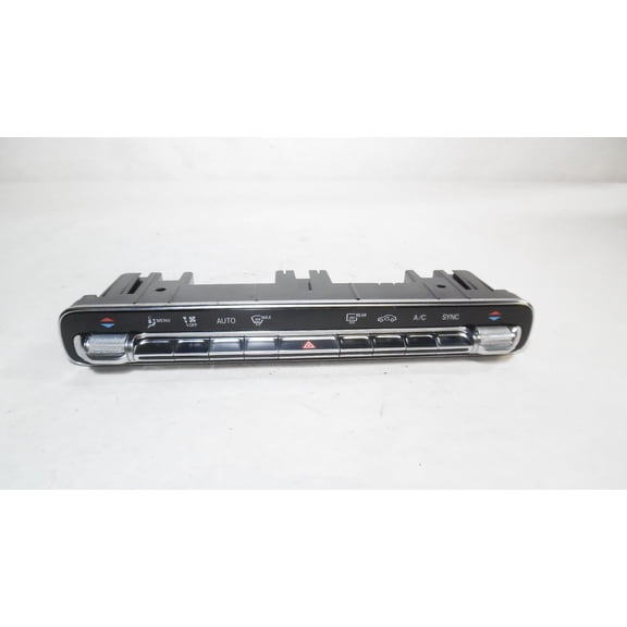 Pre-Owned 2021 2022 Mercedes Benz GLA Class Auto Climate AC Heater Temperature Control OEM (Good)
