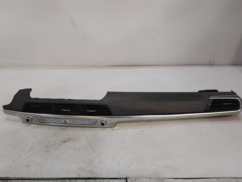 Pre-Owned 2021 Kia Telluride Radio Control Panel w/ Bezel 96540S9000SA1 OEM - Verify Specific Vehicle Fitment In Description - (Good)