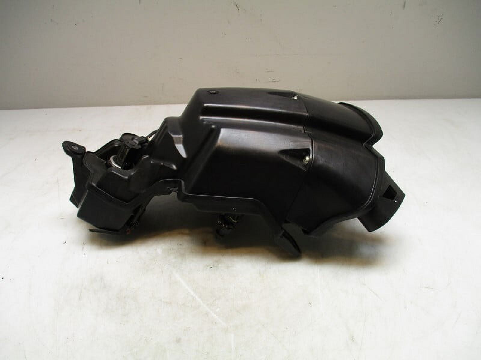 Pre-Owned 2022 BMW K1600GTL Air Intake Box Cleaner OEM - Verify Specific Vehicle Fitment In Description - (Good)