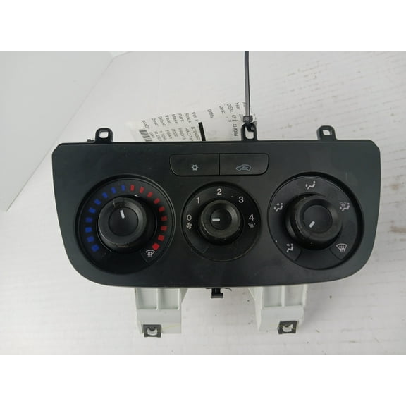 Pre-Owned 2022 Dodge ProMaster 1500 HVA Temperature Controls OEM - Verify Specific Vehicle Fitment In Description - (Good)