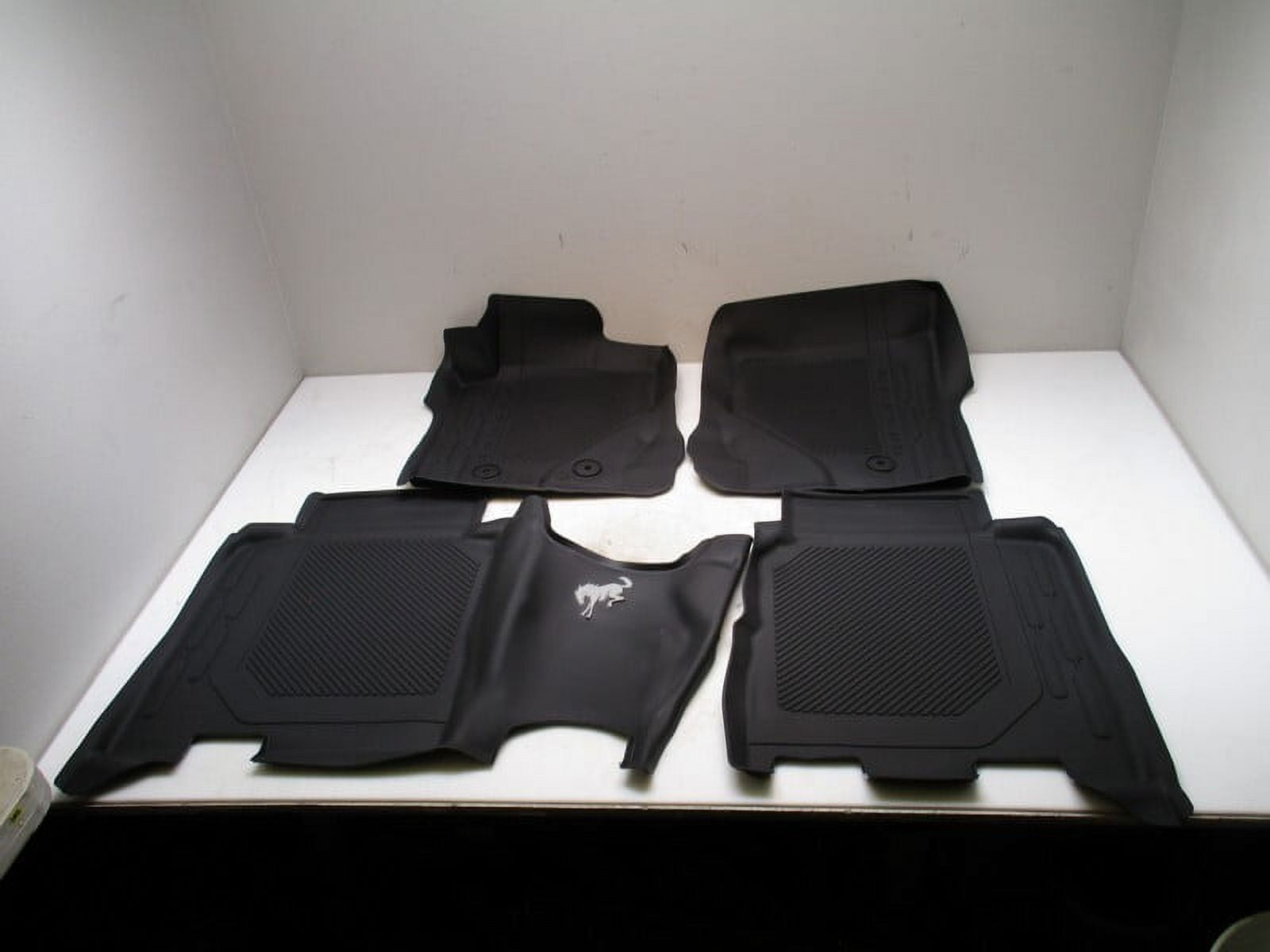 Pre-Owned 2023 Ford Bronco Rubber All Weather Floor Mat Set OEM (Good)