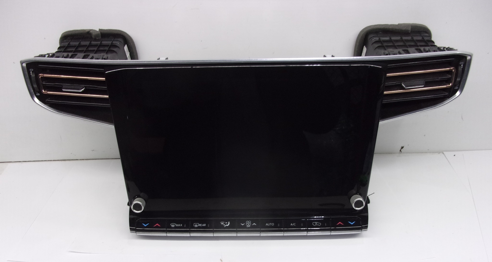 Pre-Owned 2023 Jeep Grand Wagoneer Climate AC Heater Temp Radio Control Display Screen OEM - Verify Specific Vehicle Fitment In Description - (Good)
