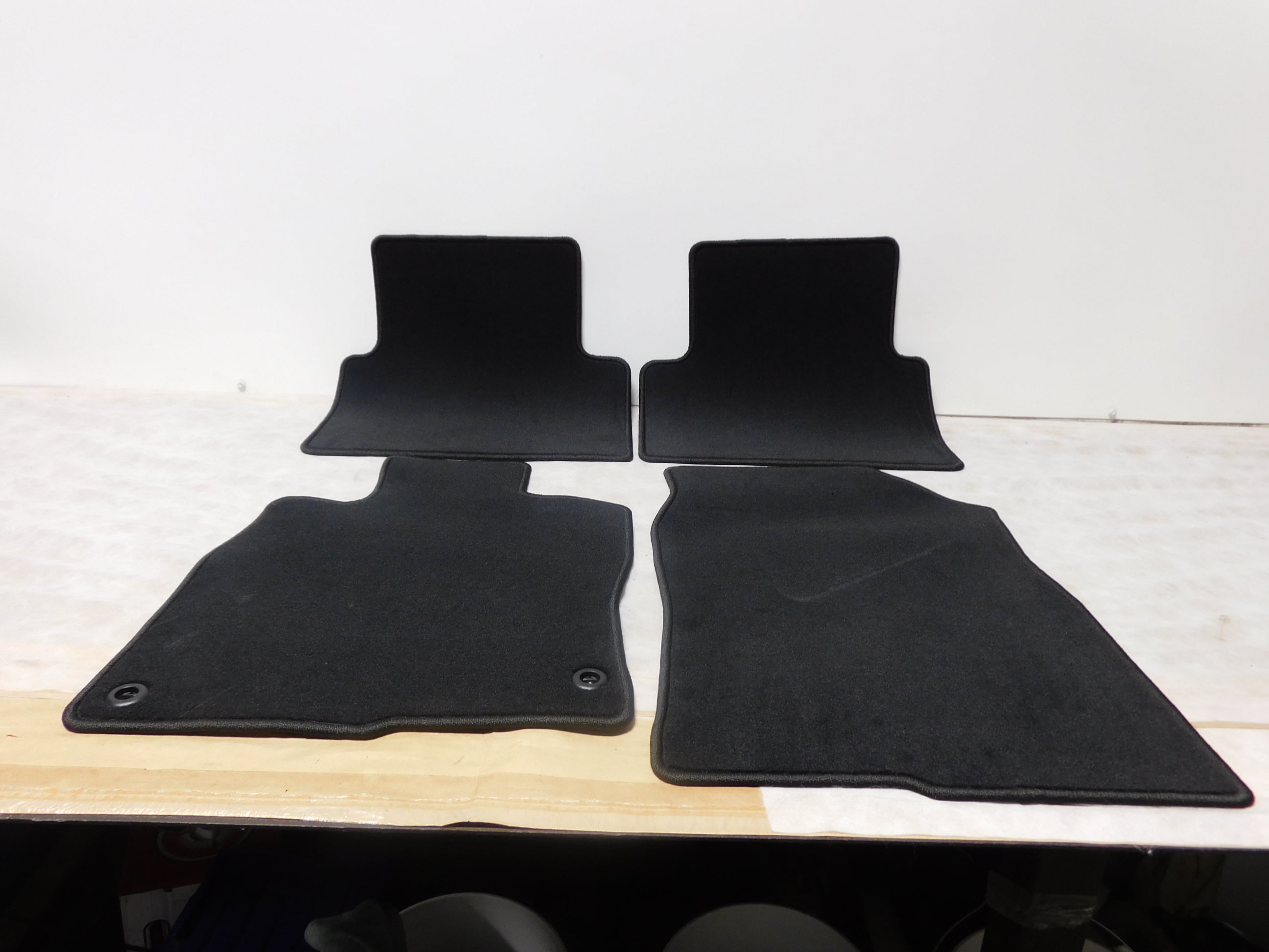 Pre-Owned 21 Honda Civic 4 Piece Set of Black Cloth Floor Mats OEM LKQ (Good)