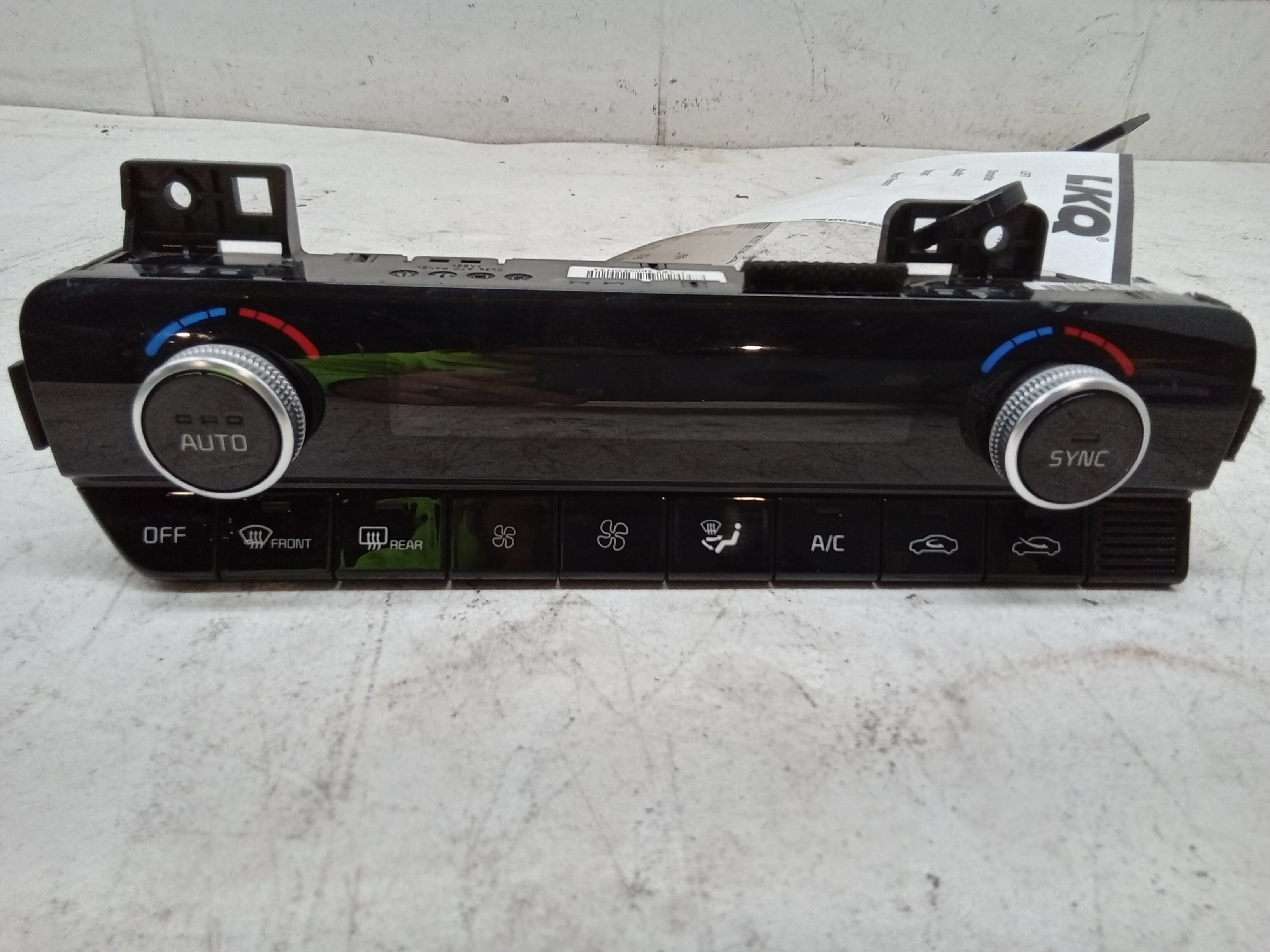 Pre-Owned 21 KIA K5 Temperature Control OEM - Verify Specific Vehicle Fitment In Description - (Good)