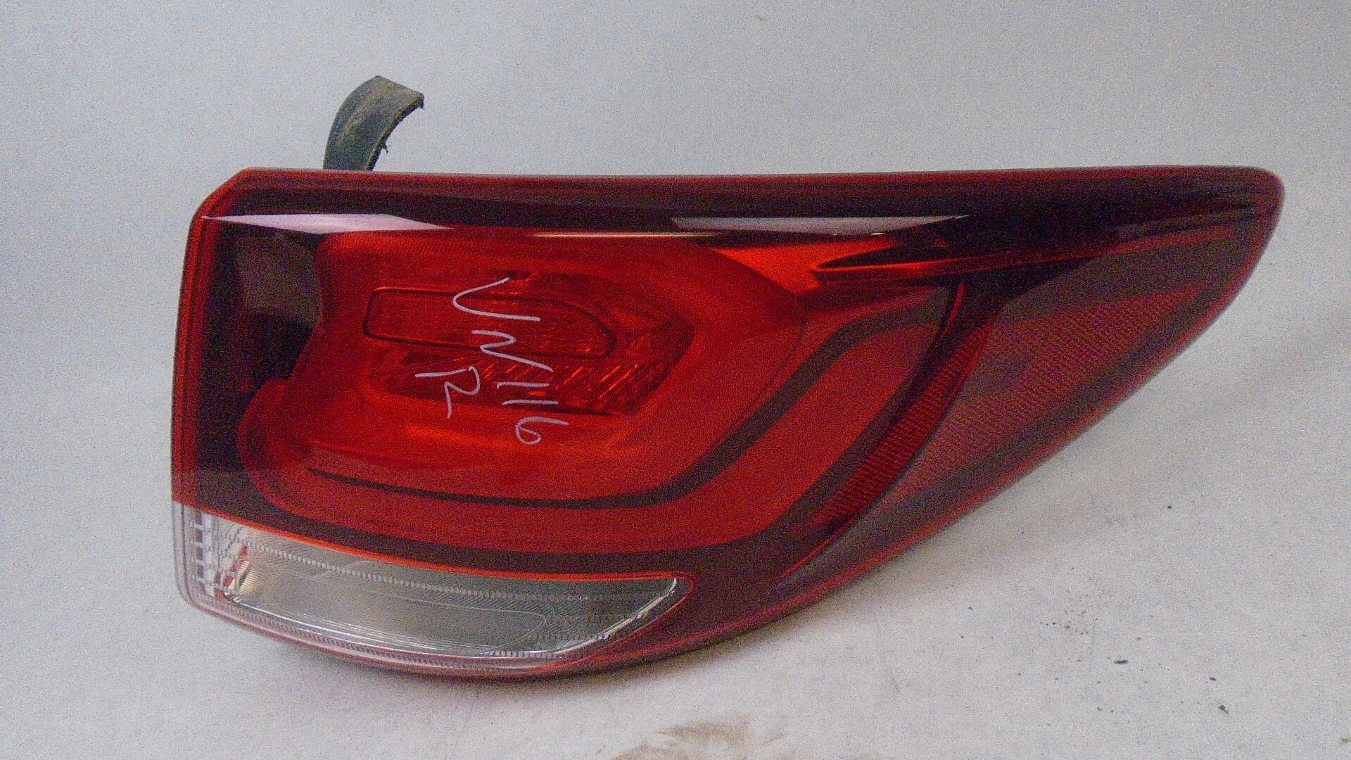 Pre-Owned 217 2018 2019 Santa Fe Right Passenger Tail Light Pre-Owned 217 2018 2019 Santa Fe Right Passenger Tail Light