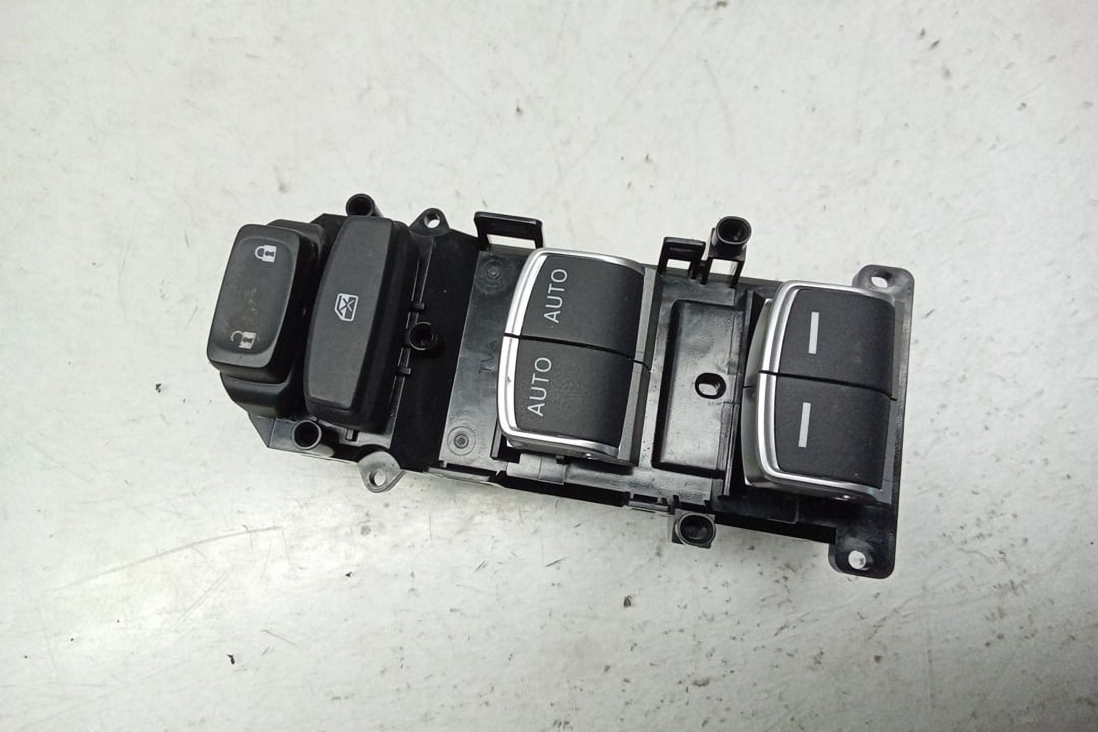 Pre-Owned 22 2022 Honda Accord Drivers Master Door Lock and Window Switch OEM (Good)