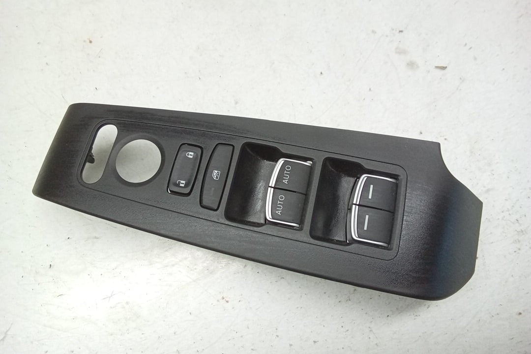 Pre-Owned 22 2022 Honda Civic Drivers Master Door Lock and Window Control Switch OEM - Verify Specific Vehicle Fitment In Description - (Good)