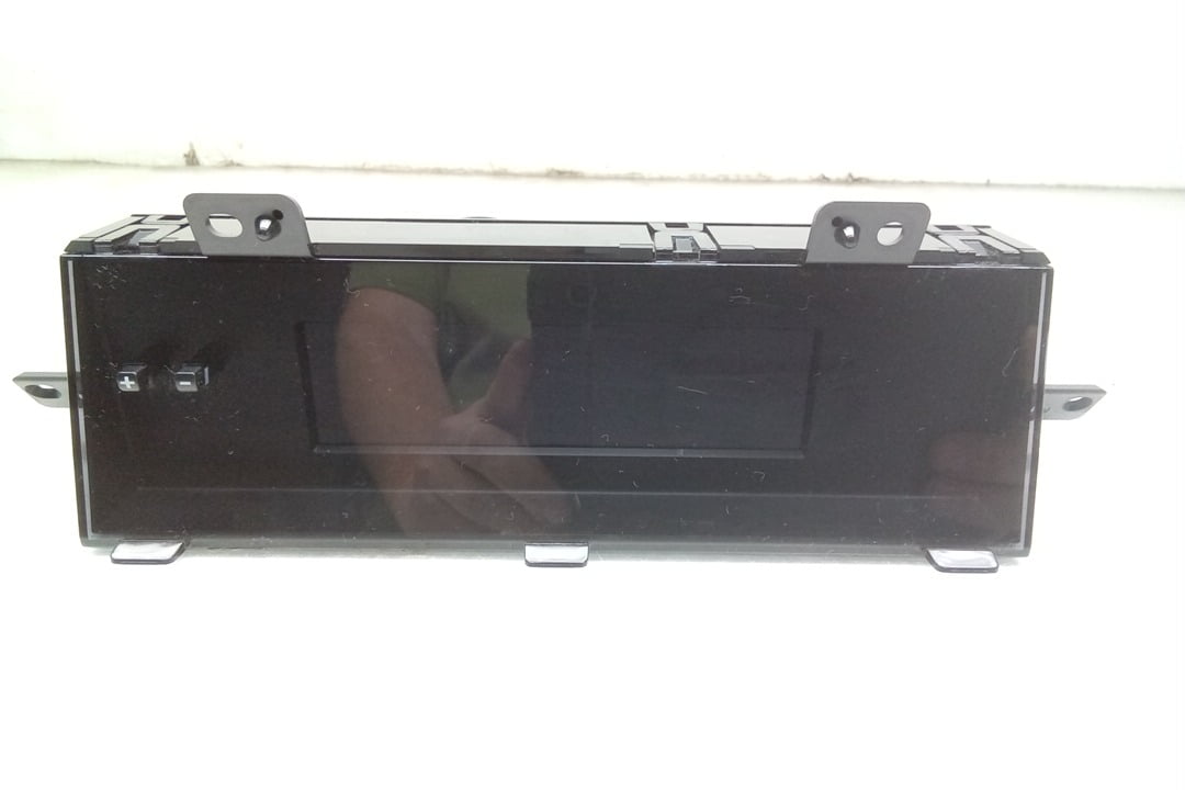 Pre-Owned 23 2023 Subaru XV Information Display Screen Clock and Temperature OEM - Verify Specific Vehicle Fitment In Description - (Good)