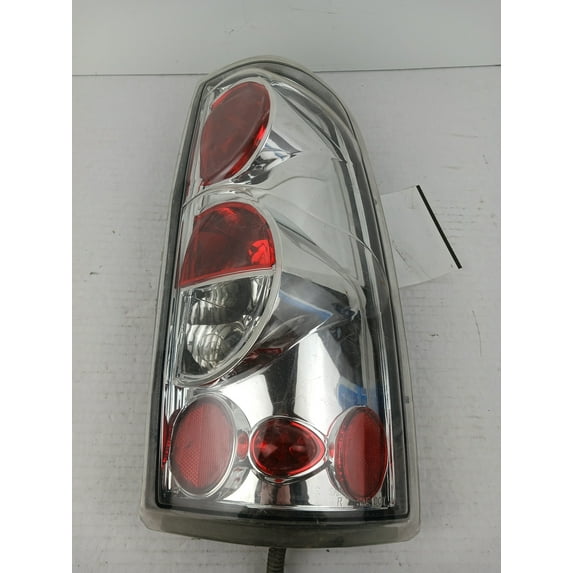 Pre-Owned Aftermarket RH Right Passenger Side Tail Light For 2003 Silverado 1500 2500 (Good)