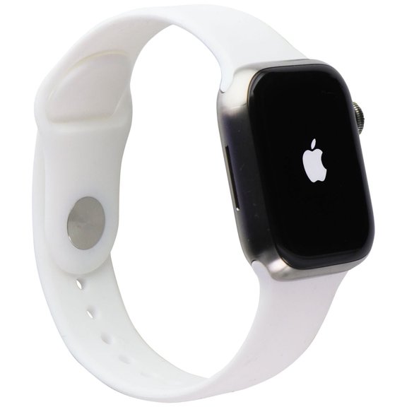 Pre-Owned Apple Watch Series 7 (GPS + LTE) A2475 (41mm) Titanium / White Sp Band