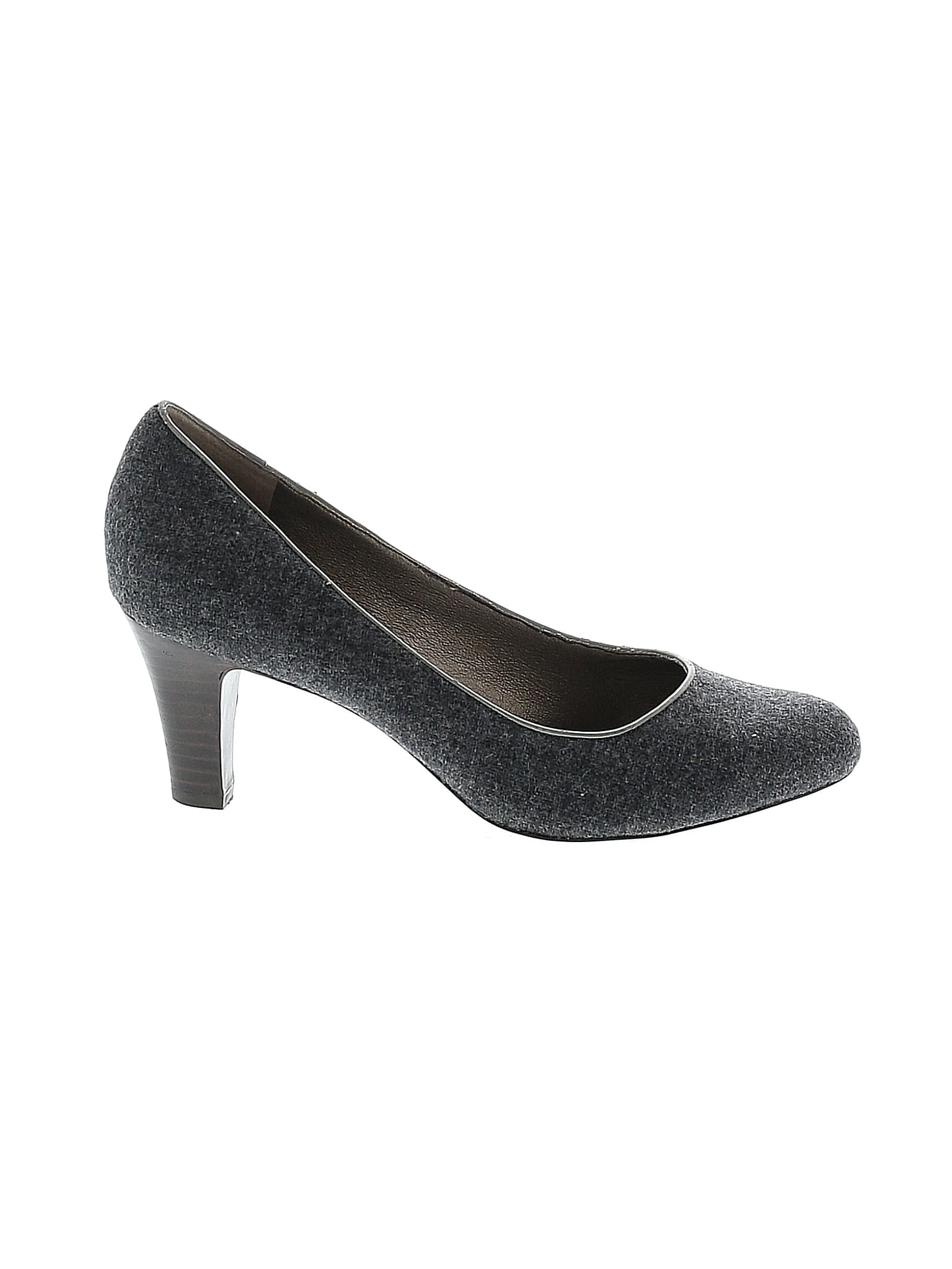 Premium Photo | Black women high heel shoes flat lay