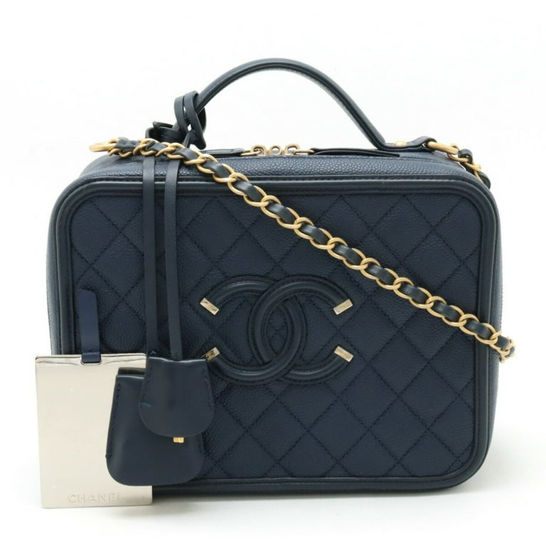 Chanel cc vanity case hotsell