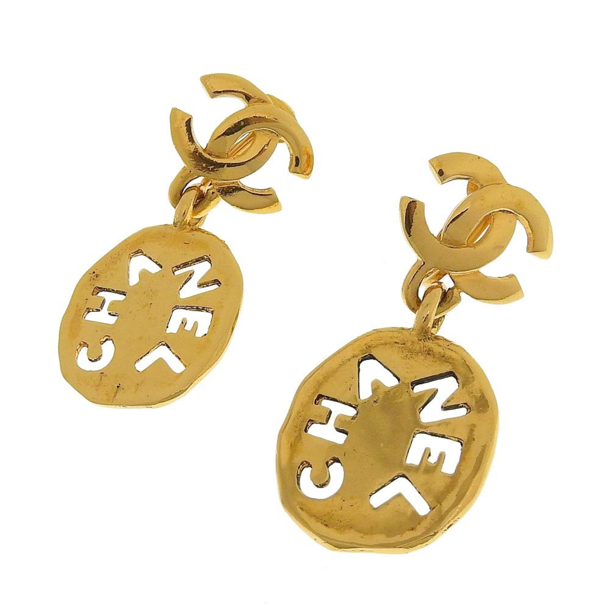 Chanel CC Logo Love Lock Turnlock Stud Earrings Gold color 22, NEW | eBay