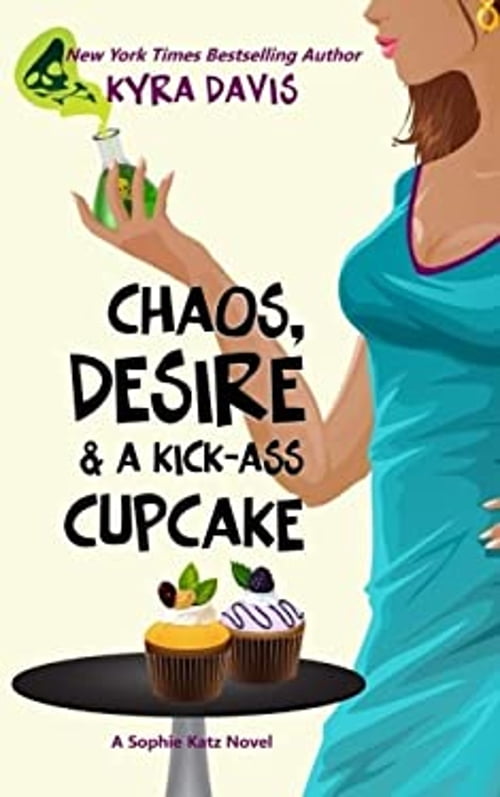 Pre-Owned Chaos, Desire and a Kick-Ass Cupcake (Paperback) 9780999499405