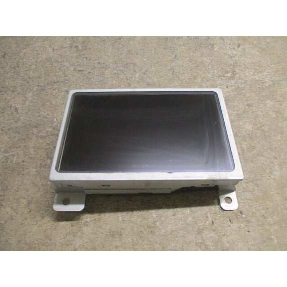 Pre-Owned Chevrolet Equinox Dash Mount 7" Information Display Screen OEM LKQ (Good)