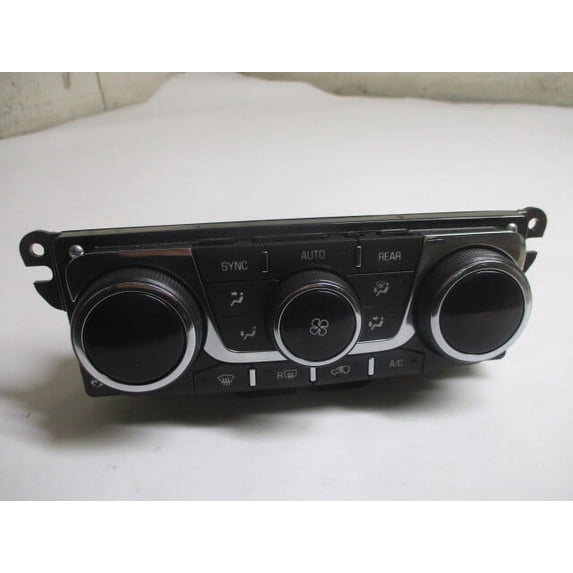Pre-Owned Chevrolet Traverse Front Automatic Climate AC Heater Temperature Control OEM LKQ (Good)