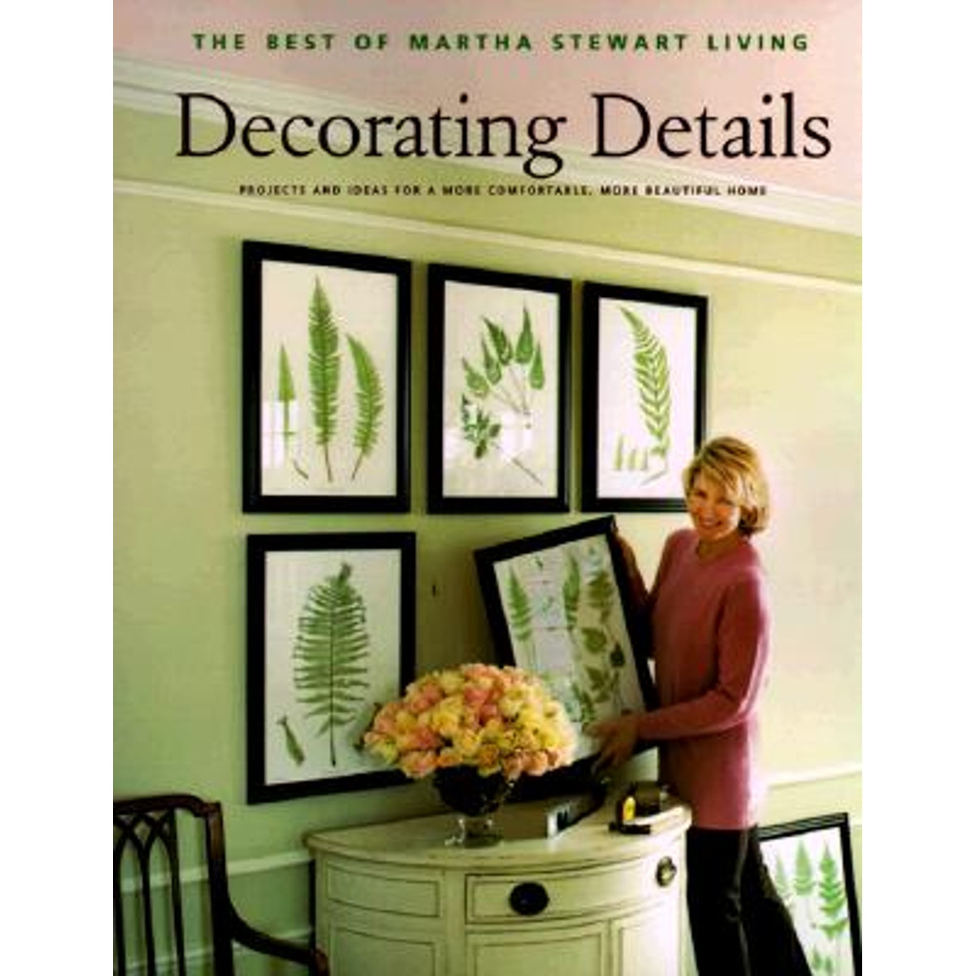Pre-Owned Decorating Details: Projects and Ideas for a More Comfortable, More Beautiful Home (Paperback 9780609802588) by Martha Stewart Living Magazine (Editor), Martha Stewart