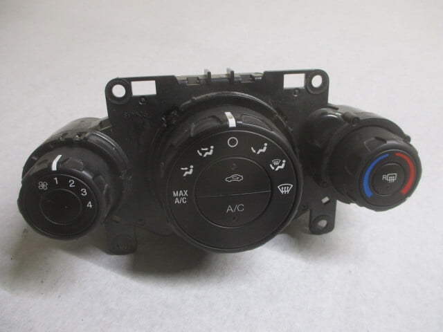 Pre-Owned Ford Fiesta Manual Climate AC Heater Temperature Control OEM LKQ - Verify Specific Vehicle Fitment In Description - (Good)