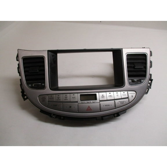 Pre-Owned Hyundai Genesis Automatic Climate AC Heater Temperature Control OEM LKQ (Good)