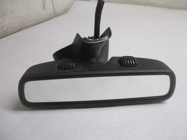 Pre-Owned Jeep Cherokee Chrysler 200 Manual Rear View Mirror OEM LKQ - Verify Specific Vehicle Fitment In Description - (Good)