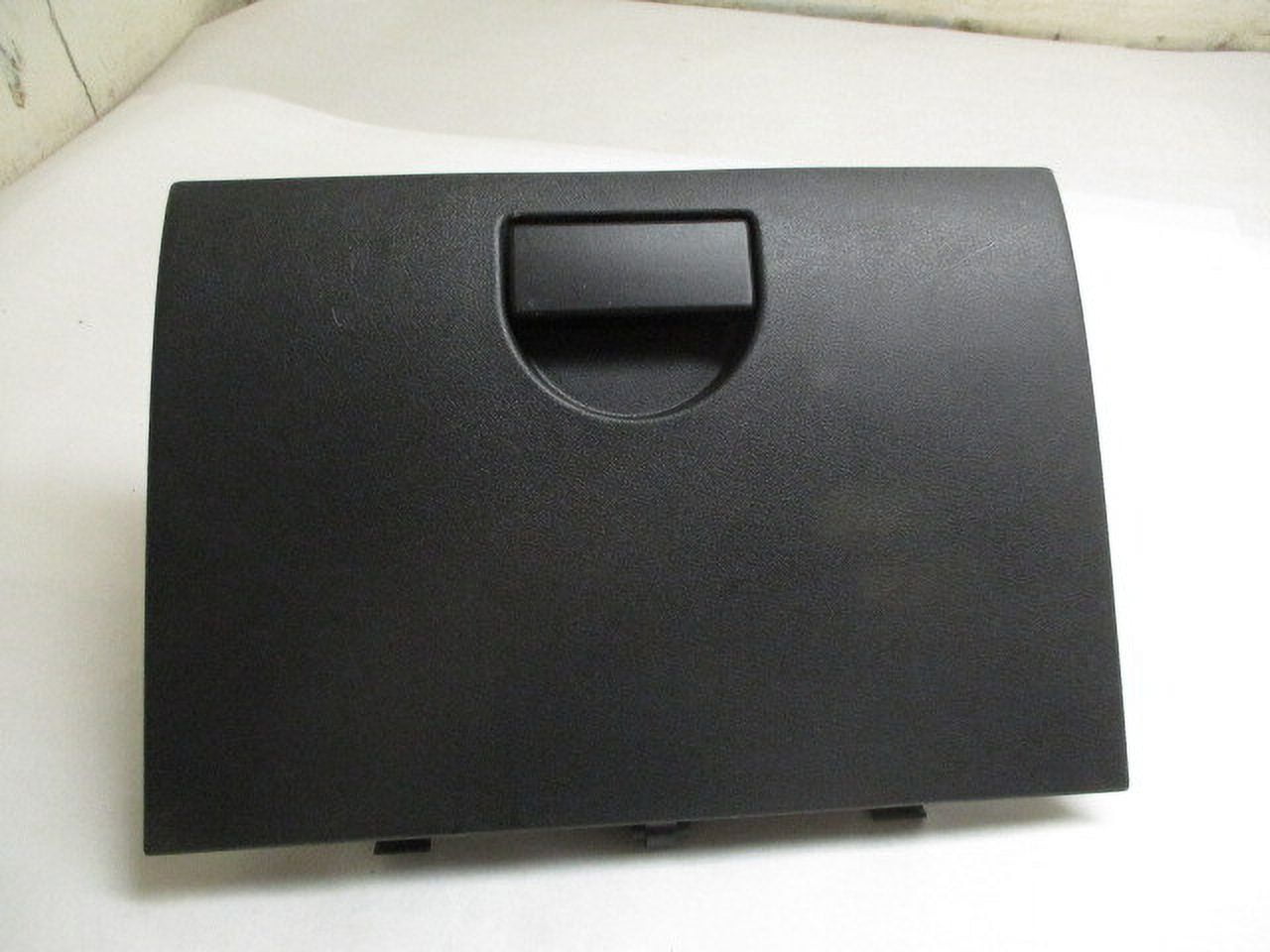 Pre-Owned Jeep Compass Patriot Black Glovebox Glove Box Assembly OEM LKQ - Verify Specific Vehicle Fitment In Description - (Good)