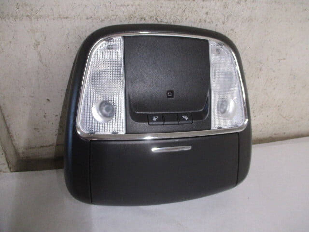 Pre-Owned Jeep Grand Cherokee Overhead Roof Console w/Lights OEM LKQ - Verify Specific Vehicle Fitment In Description - (Good)
