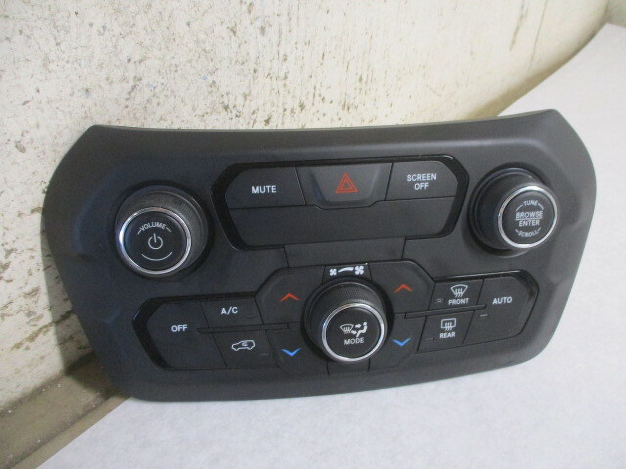 Pre-Owned Jeep Renegade Automatic Climate AC Heater Temperature Control OEM LKQ (Good)