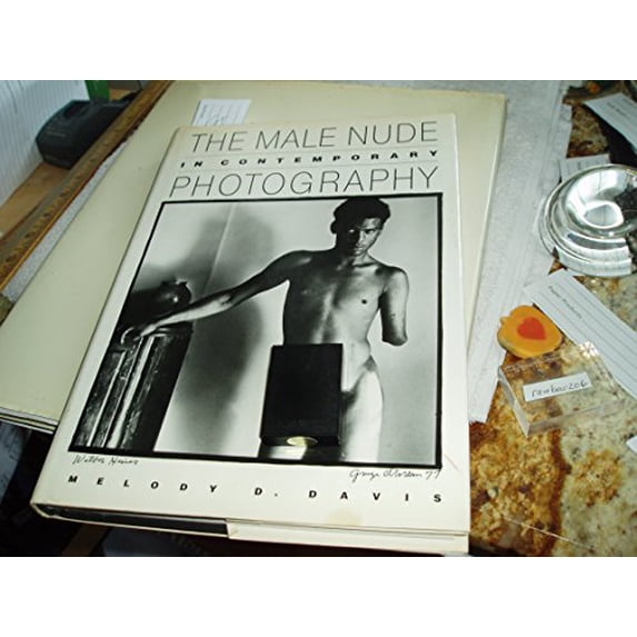 Pre-Owned The Male Nude in Contemporary Photography (VISUAL STUDIES), 9780877228394, 0877228396, Hardcover, First Edition edition